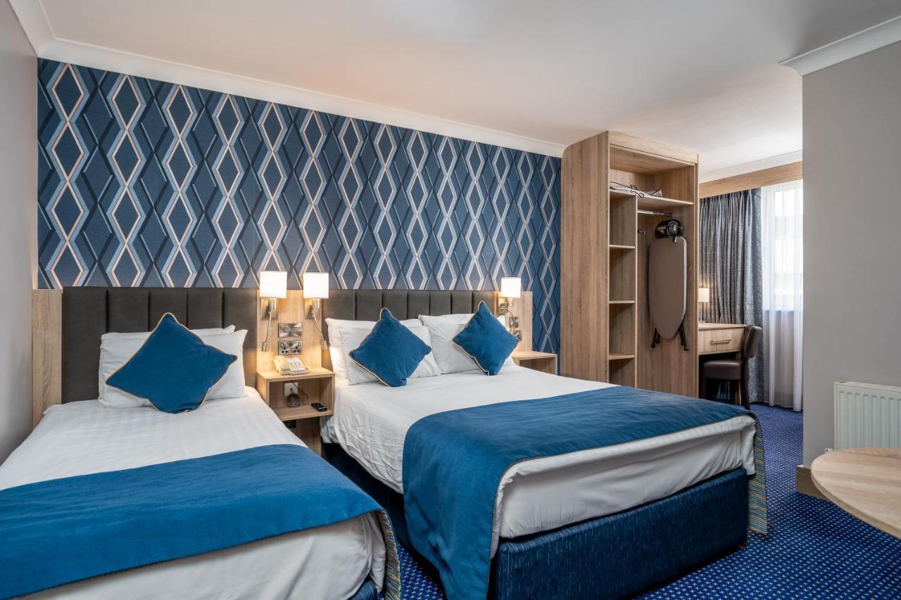 Rochestown Lodge Hotel Dun Laoghaire Exterior photo