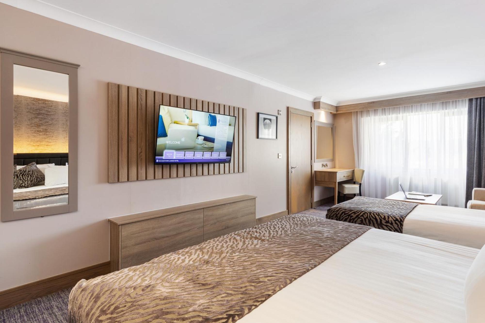 Rochestown Lodge Hotel Dun Laoghaire Exterior photo