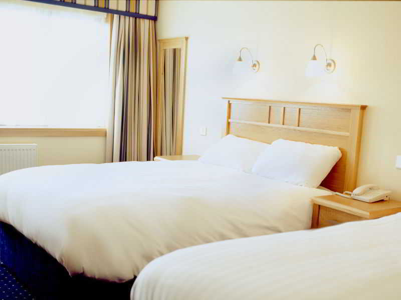 Rochestown Lodge Hotel Dun Laoghaire Exterior photo